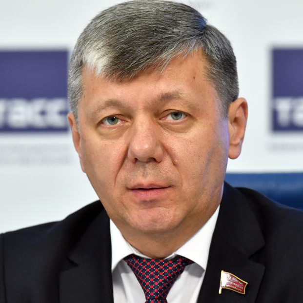 Дмитрий Новиков