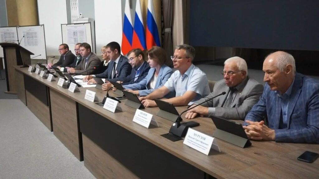 Протокол по итогам думских выборов принят с особым мнением члена комиссии от КПРФ